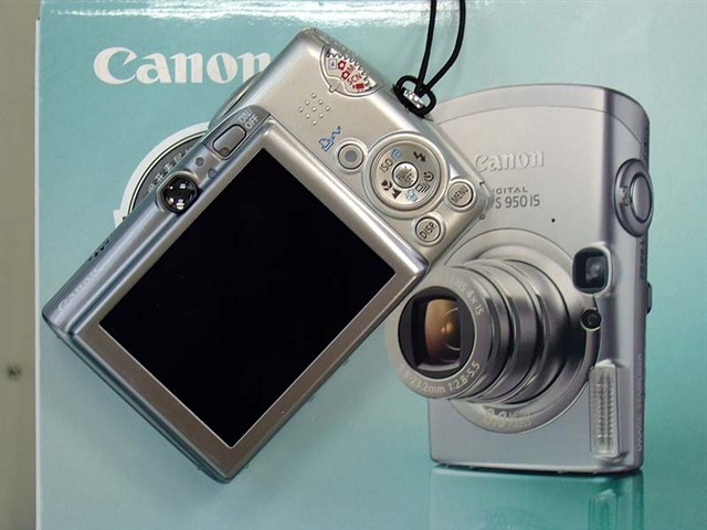 IXUS 950 IS�������