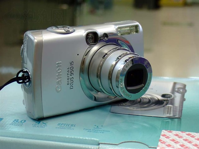 IXUS 950 IS�������