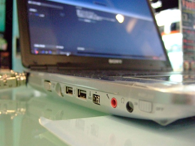 ����VGN-CR13/B�ʼǱ� ����鿴��һ��