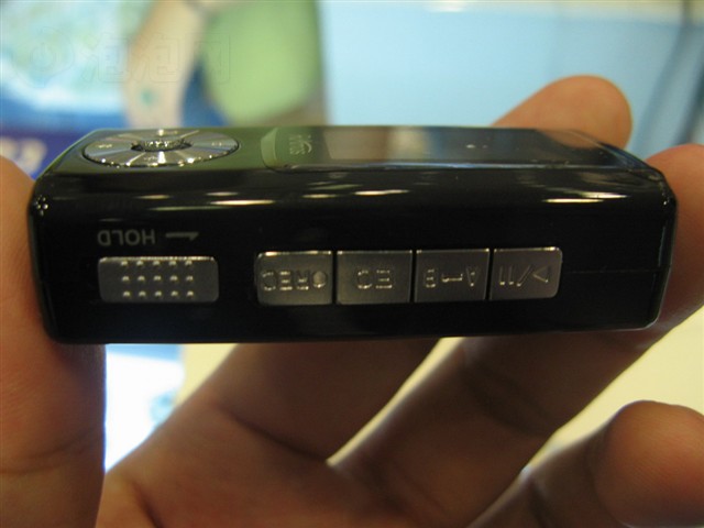 ��ħ��V3(1GB)MP3 ����鿴��һ��