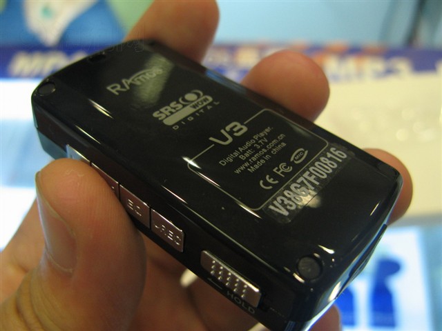 ��ħ��V3(1GB)MP3 ����鿴��һ��