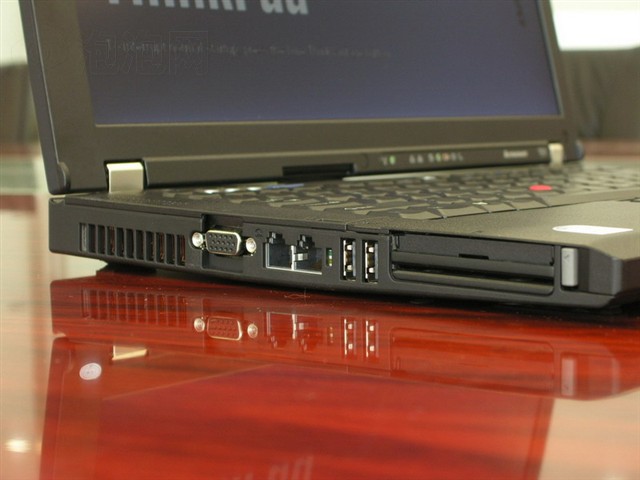 ThinkPadT61 7663MC2�ʼǱ� ����鿴��һ��