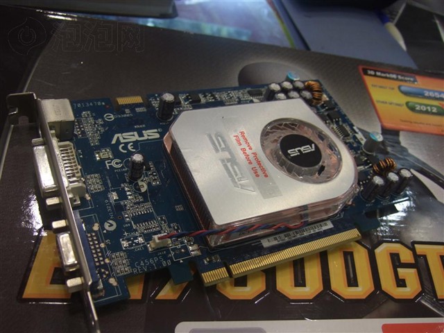 EN7300GT TOP/HTD/128M�Կ�