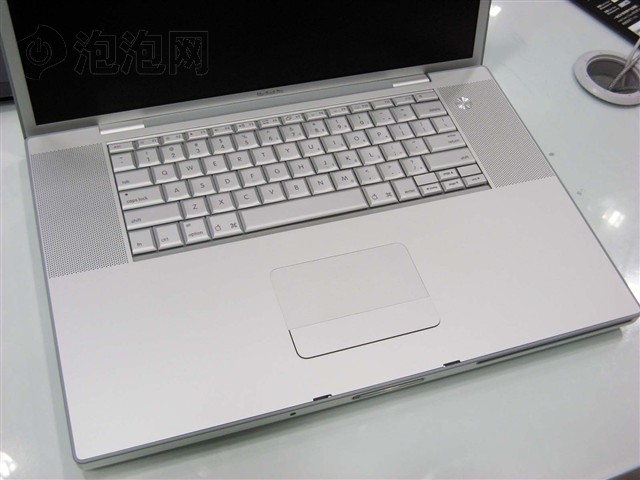 ƻ��MacBook Pro(MA897CH/A)�ʼǱ� ����鿴��һ��