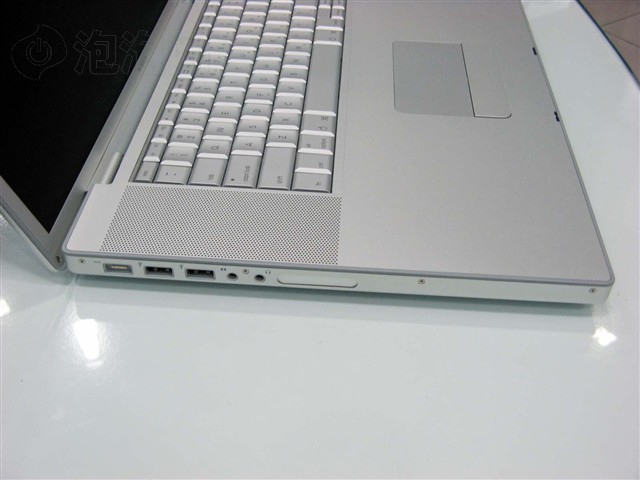 ƻ��MacBook Pro(MA897CH/A)�ʼǱ� ����鿴��һ��
