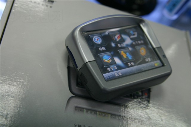 �Ǽ�ͨ�۴�Z350GPS ����鿴��һ��