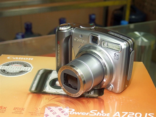 A720 IS�������