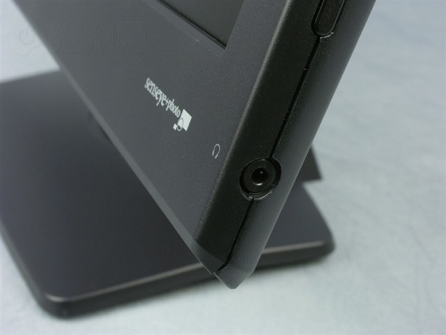 ����E2200WҺ����ʾ�� ����鿴��һ��