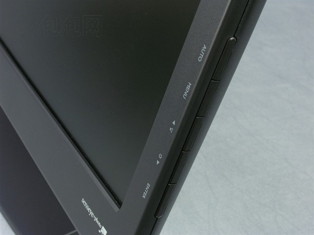 ����E2200WҺ����ʾ�� ����鿴��һ��