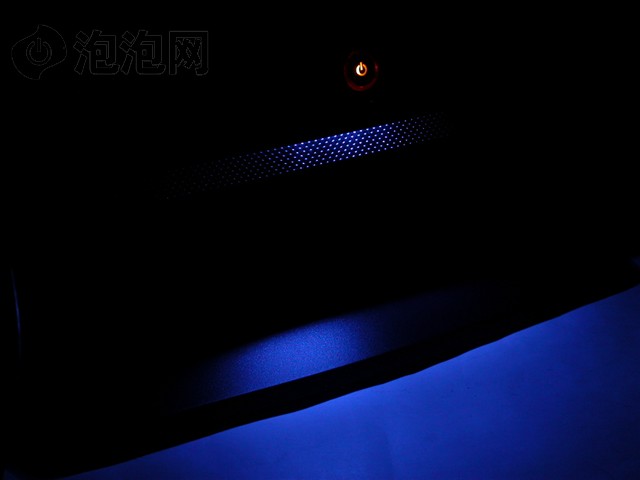 ����E2200WҺ����ʾ�� ����鿴��һ��