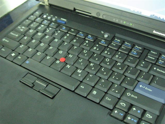 ThinkPad R60i 0657LLC�ʼǱ�