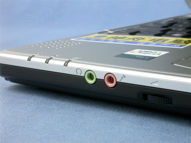 ���۳���A211C�ʼǱ� ����鿴��һ��