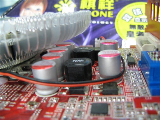 HD2600XT 256M DDR3 A��ɱ�ְ��Կ�