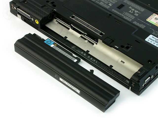 ThinkPadT43 26681BC�ʼǱ� ����鿴��һ��