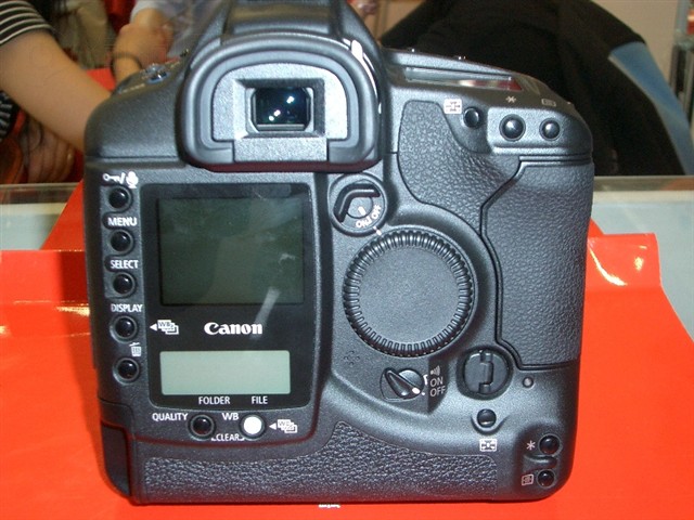 ����EOS 1D������� ����鿴��һ��