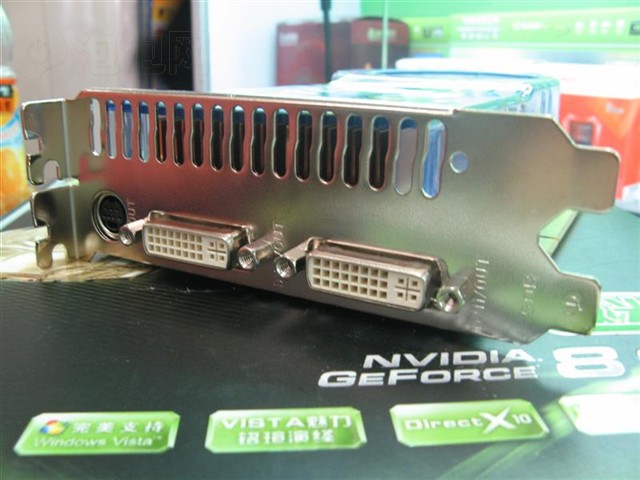���u����8600GT�ս����Կ� ����鿴��һ��