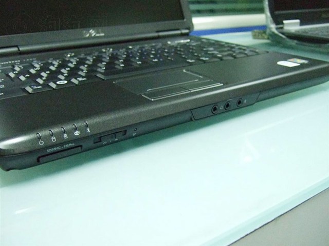 ����Vostro 1400(Q520986)�ʼǱ� ����鿴��һ��