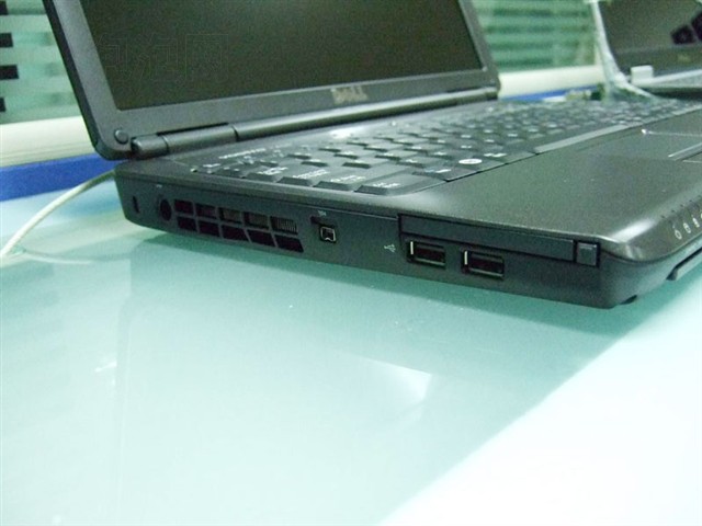 ����Vostro 1400(Q520986)�ʼǱ� ����鿴��һ��
