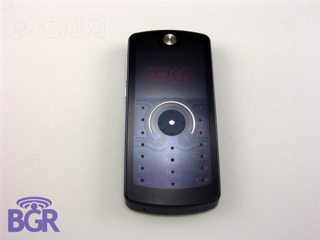 Ħ������ROKR E8�ֻ� ����鿴��һ��