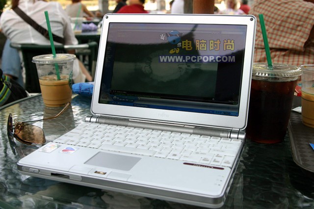 ��ʿͨLifeBook P7010�ʼǱ� ����鿴��һ��