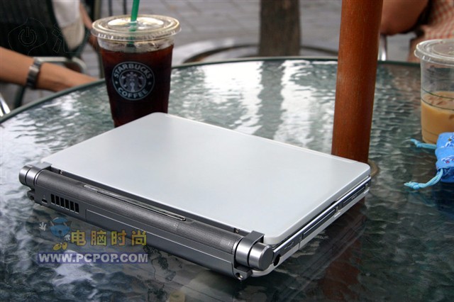 ��ʿͨLifeBook P7010�ʼǱ� ����鿴��һ��