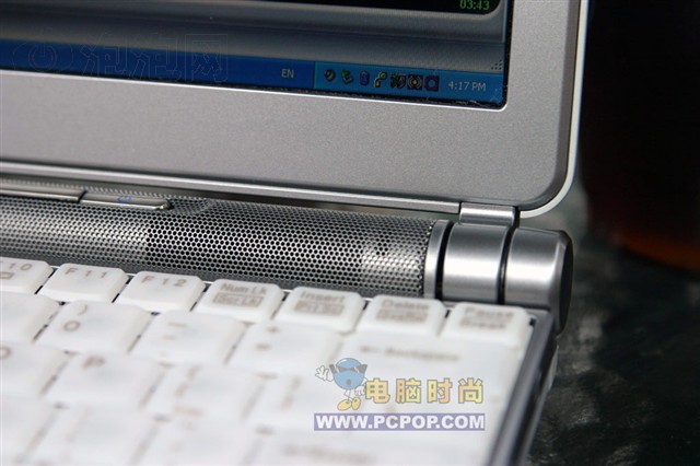 ��ʿͨLifeBook P7010�ʼǱ� ����鿴��һ��