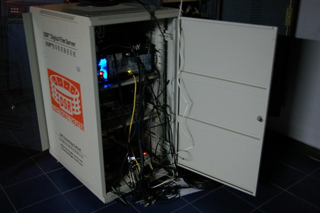 �Ϳ�D-Cine Premiere DP100ͶӰ�� ����鿴��һ��
