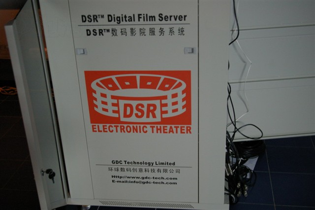 �Ϳ�D-Cine Premiere DP100ͶӰ�� ����鿴��һ��