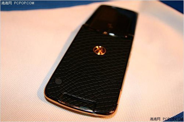 Ħ������RAZR V8 2GB �ƽ��ذ��ֻ� ����鿴��һ��