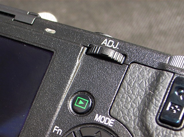 ����GR DIGITAL II������� ����鿴��һ��