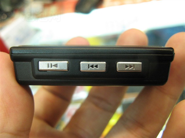 ����M5+ (1GB)MP3 ����鿴��һ��