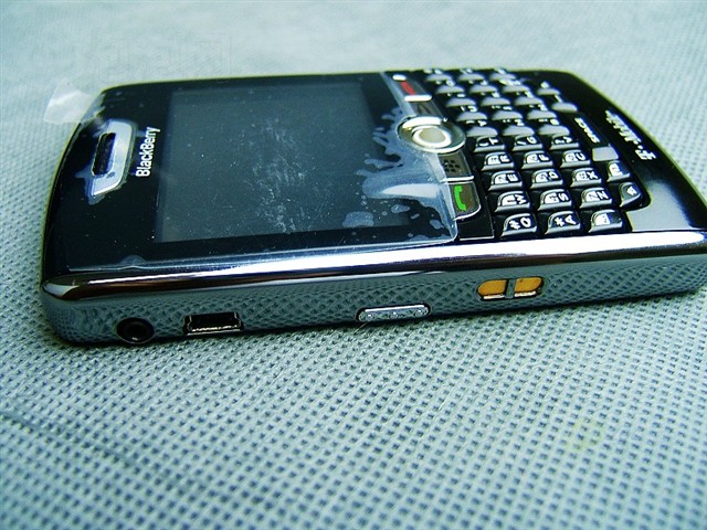 ��ݮ8800�ֻ� ����鿴��һ��