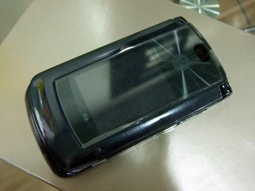 Ħ������RAZR V8 2GB�ֻ� ����鿴��һ��