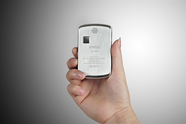 ��ħRM700 (2GB)MP3 ����鿴��һ��