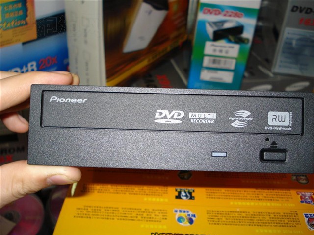 �ȷ�DVR-213K(��ɫ)���� ����鿴��һ��