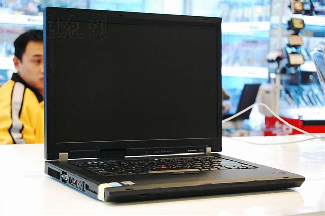 ThinkPadR61E 76498ZC�ʼǱ� ����鿴��һ��