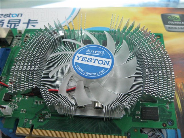 ӯͨG8600GT-256GD2�������Կ� ����鿴��һ��