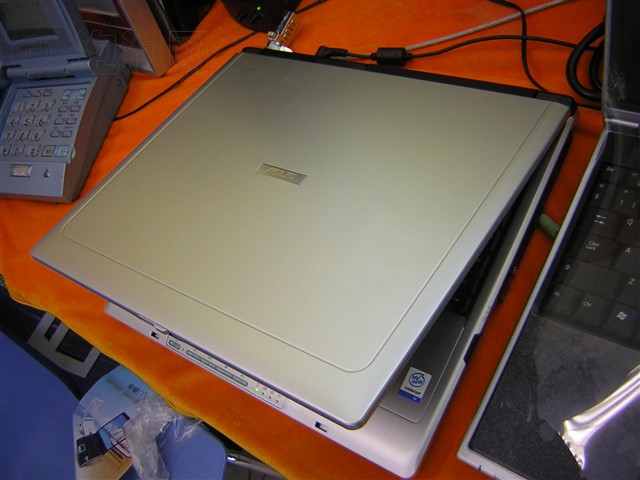 ��˶Z91415N-D�ʼǱ� ����鿴��һ��