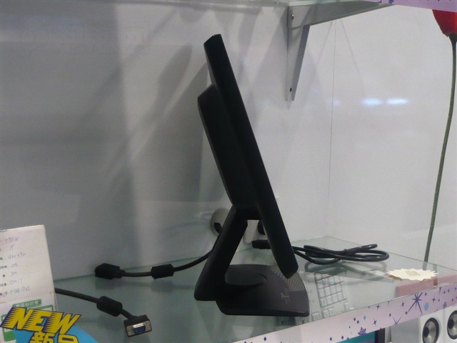 ����X900WҺ����ʾ�� ����鿴��һ��