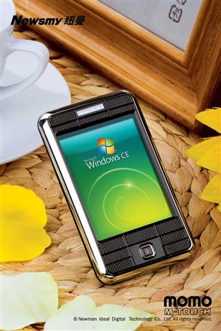 Ŧ��MOMO M-TOUCH(4G)MP3 ����鿴��һ��