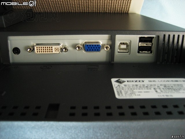 FlexScan S2231WҺ����ʾ��