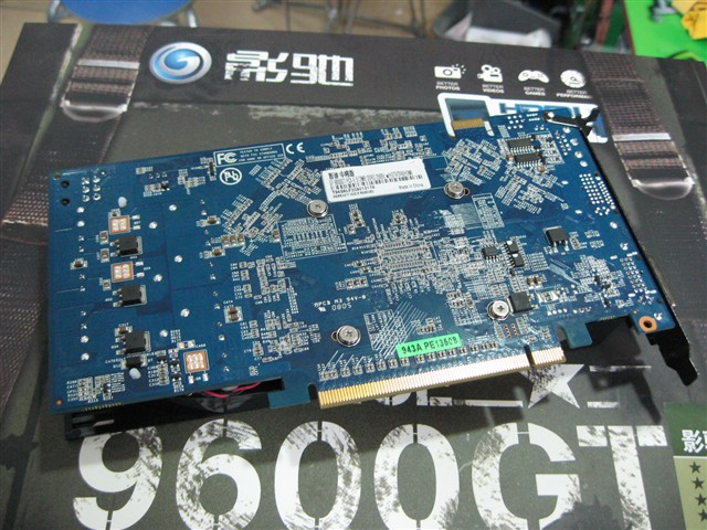 Ӱ��9600GT�н����Կ� ����鿴��һ��