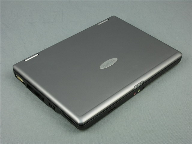 ���۳���L555T�ʼǱ� ����鿴��һ��