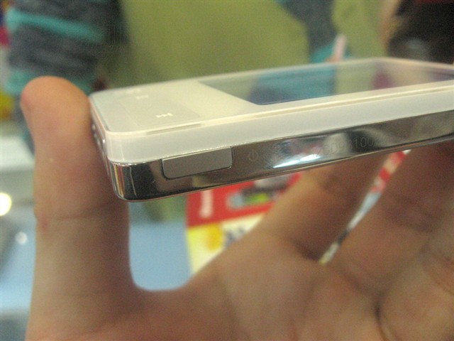 Ŧ��MOMO X5 (2G)MP3 ����鿴��һ��