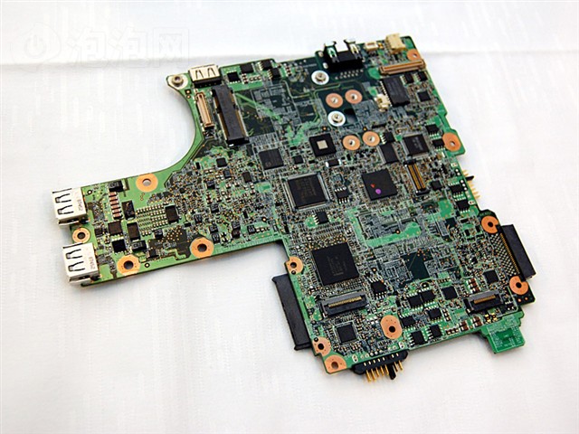 ThinkPadX300 6477HC1�ʼǱ� ����鿴��һ��