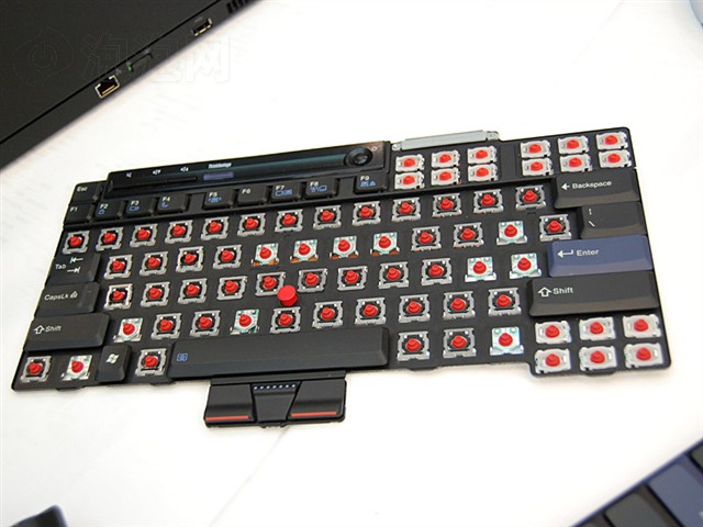 ThinkPadX300 6477HC1�ʼǱ� ����鿴��һ��