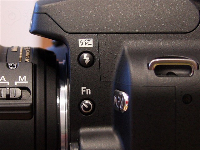 �῵D60(��ͷ�׻�18-55)������� ����鿴��һ��
