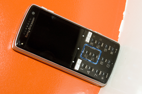 ����K850i�ֻ� ����鿴��һ��
