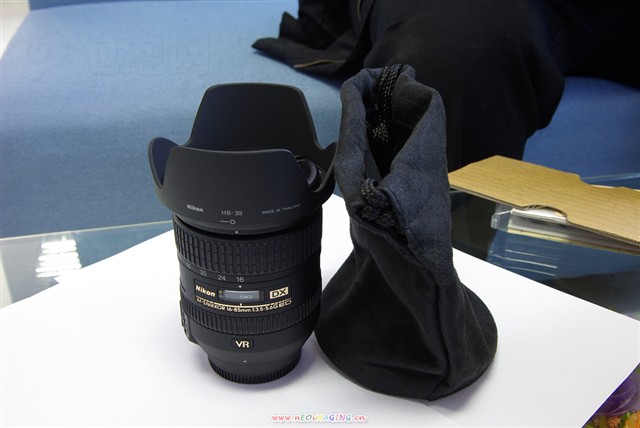 尼康AF-S DX 16-85mm F3.5-5.6G ED VR镜头 点击查看下一张