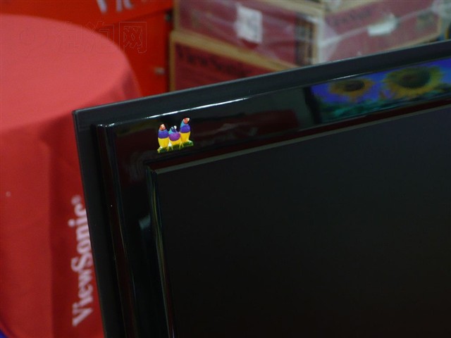 ����VLED221wmҺ����ʾ�� ����鿴��һ��
